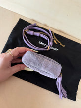 Carica l'immagine nel visualizzatore di Gallery, Saint Laurent portamonete con tracolla Lou