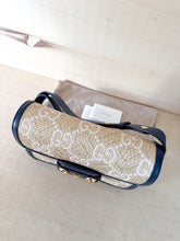 Carica l'immagine nel visualizzatore di Gallery, Gucci Horsebit 1955 Media Rafia & Pelle