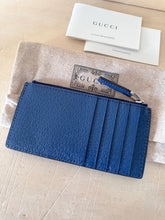 Carica l'immagine nel visualizzatore di Gallery, Gucci Portacarte & Monete GG Marmont Blu