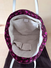 Carica l'immagine nel visualizzatore di Gallery, Gucci Heartbit Tote Bag Limited Edition