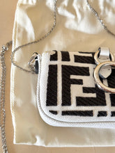 Carica l'immagine nel visualizzatore di Gallery, Fendi nano baguette limited edition Marc Jacobs