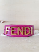 Carica l'immagine nel visualizzatore di Gallery, Fendi Borsa Fendigraphy Small Color Magenta