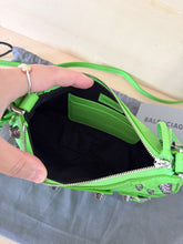 Carica l'immagine nel visualizzatore di Gallery, Balenciaga Borsa Le Cagole Mini