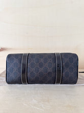 Carica l'immagine nel visualizzatore di Gallery, Gucci Bauletto Small Joy GG Supreme