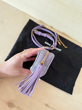 Carica l'immagine nel visualizzatore di Gallery, Saint Laurent portamonete con tracolla Lou