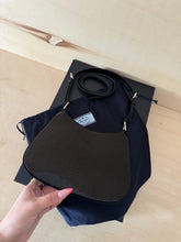 Carica l'immagine nel visualizzatore di Gallery, Prada Borsa Cleo Small Con Paillettes