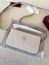 Carica l'immagine nel visualizzatore di Gallery, Gucci Borsa Mini GG Gilbert Color Beige Burro
