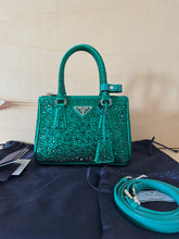 Carica l'immagine nel visualizzatore di Gallery, Prada Mini Galleria Cristalli Verde Smeraldo