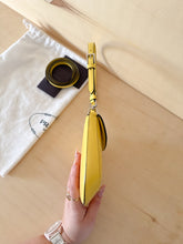 Carica l'immagine nel visualizzatore di Gallery, Prada Borsa Mini Cleo Gialla