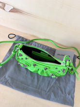 Carica l'immagine nel visualizzatore di Gallery, Balenciaga Borsa Le Cagole Mini