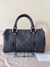 Carica l'immagine nel visualizzatore di Gallery, Gucci Bauletto Small Joy GG Supreme