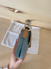 Carica l'immagine nel visualizzatore di Gallery, Dior Saddle Denim Vintage