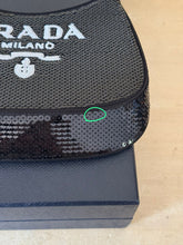 Carica l'immagine nel visualizzatore di Gallery, Prada Borsa Cleo Small Con Paillettes