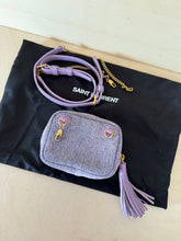 Carica l'immagine nel visualizzatore di Gallery, Saint Laurent portamonete con tracolla Lou