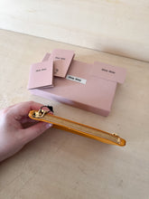 Carica l'immagine nel visualizzatore di Gallery, Miu Miu Bustina Softy Color Melograno