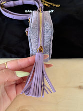 Carica l'immagine nel visualizzatore di Gallery, Saint Laurent portamonete con tracolla Lou