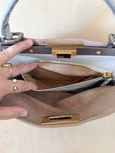 Carica l'immagine nel visualizzatore di Gallery, Fendi Peekaboo Selleria Limited Edition Bicolor Small