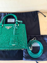 Carica l'immagine nel visualizzatore di Gallery, Prada Mini Galleria Cristalli Verde Smeraldo