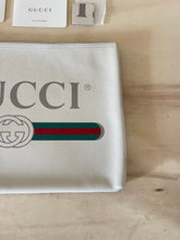 Carica l'immagine nel visualizzatore di Gallery, Gucci Maxi Pochette Limited Edition