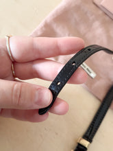 Carica l'immagine nel visualizzatore di Gallery, Miu Miu Ciuntura Con Charm