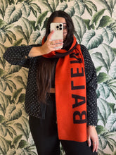 Carica l'immagine nel visualizzatore di Gallery, Balenciaga Sciarpa Logo Scritta Arancione