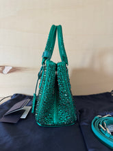 Carica l'immagine nel visualizzatore di Gallery, Prada Mini Galleria Cristalli Verde Smeraldo