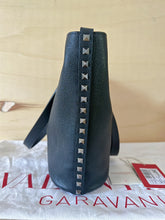 Carica l'immagine nel visualizzatore di Gallery, Valentino Borsa Shopping Piccola Rockstud In Vitello Granato