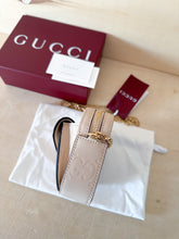 Carica l'immagine nel visualizzatore di Gallery, Gucci Borsa Gilbert Mini Con Zip