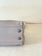 Carica l'immagine nel visualizzatore di Gallery, Fendi Peekaboo Selleria Limited Edition Bicolor Small