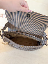 Carica l'immagine nel visualizzatore di Gallery, Fendi Chef Limited Edition FF Traforate Marrone