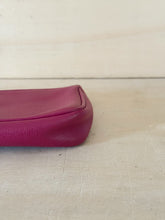 Carica l'immagine nel visualizzatore di Gallery, Fendi Pochette Ciclamino