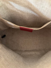 Carica l'immagine nel visualizzatore di Gallery, Gucci Borsa Dome Mini Microguccissima GG Rossa