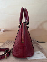 Carica l'immagine nel visualizzatore di Gallery, Gucci Borsa Dome Mini Microguccissima GG Rossa
