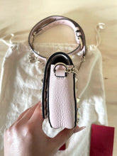 Carica l'immagine nel visualizzatore di Gallery, Valentino Rockstud Spike tracollina