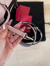Carica l'immagine nel visualizzatore di Gallery, Valentino borsa a mano Limited edition