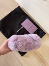 Carica l'immagine nel visualizzatore di Gallery, Saint Laurent Puffer Pouch