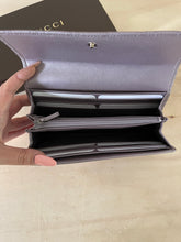 Carica l'immagine nel visualizzatore di Gallery, Gucci portafoglio GG Signature