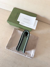 Carica l'immagine nel visualizzatore di Gallery, Gucci Portafoglio Compact GG Ophidia Verde Acqua
