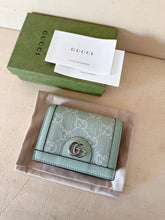 Carica l'immagine nel visualizzatore di Gallery, Gucci Portafoglio Compact GG Ophidia Verde Acqua
