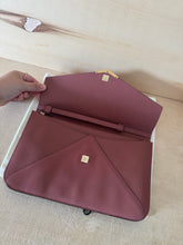 Carica l'immagine nel visualizzatore di Gallery, Fendi Pochette 2Jours Color Terracotta
