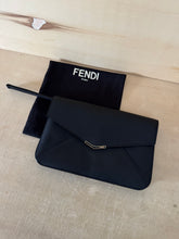 Carica l'immagine nel visualizzatore di Gallery, Fendi Pochette 2Jours Nera
