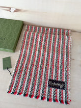 Carica l&#39;immagine nel visualizzatore di Gallery, Gucci Sciarpa Lana Limited Eschatology
