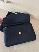 Carica l'immagine nel visualizzatore di Gallery, Fendi Pochette 2Jours Nera
