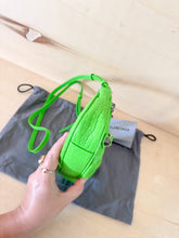 Carica l&#39;immagine nel visualizzatore di Gallery, Balenciaga Borsa Le Cagole Mini
