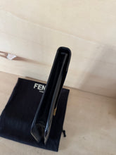 Carica l'immagine nel visualizzatore di Gallery, Fendi Pochette 2Jours Nera
