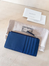 Carica l'immagine nel visualizzatore di Gallery, Gucci Portacarte &amp; Monete GG Marmont Blu
