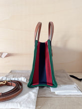 Carica l'immagine nel visualizzatore di Gallery, Gucci Tote Bag Fascia Web Small
