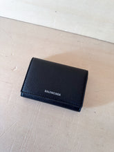 Carica l'immagine nel visualizzatore di Gallery, Balenciaga Portacarte Ville Accordion Nero
