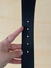 Carica l'immagine nel visualizzatore di Gallery, Gucci Cintura GG Rubber Nera
