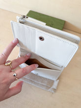 Carica l&#39;immagine nel visualizzatore di Gallery, Gucci Portafoglio Blondie Compact
